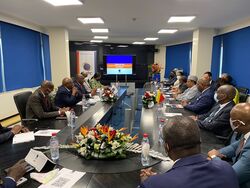 Senior officials from the SNPC and an OPEC delegation were present during the visit
