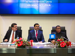 HE Al-Sada, OPEC Conference President (c) with Mr. Hamel, Chairman of the Board of Governors (l) and HE Barkindo, OPEC Secretary General